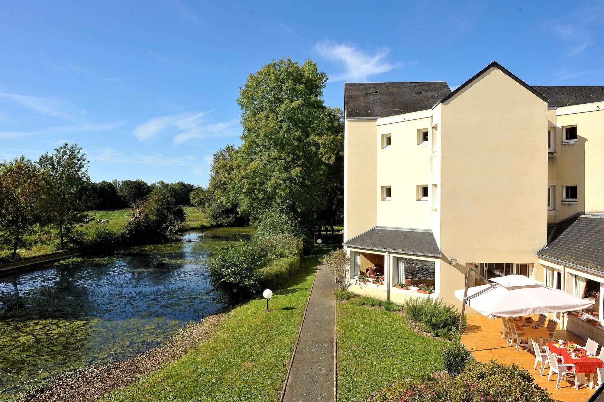Logis Hotel Le Relais Du Moulin Valençay 외부 사진